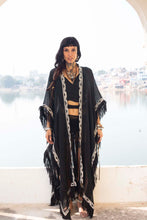 Load image into Gallery viewer, Anapuru Fringed Poncho