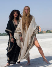 Load image into Gallery viewer, Paumari Poncho