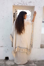 Load image into Gallery viewer, Arawakan Fringed Poncho