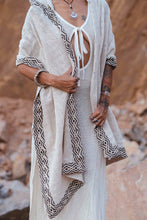 Load image into Gallery viewer, Kanindé Hoodie Scarf