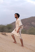 Load image into Gallery viewer, Metuktire Oversized Blouse