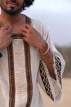 Load image into Gallery viewer, Metuktire Oversized Blouse