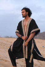 Load image into Gallery viewer, Paumari Poncho