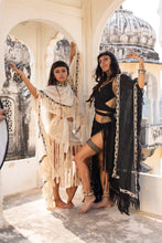 Load image into Gallery viewer, Anapuru Fringed Poncho