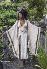 Load image into Gallery viewer, Eagle Poncho