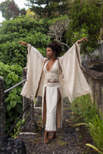 Load image into Gallery viewer, Eagle Poncho