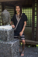 Load image into Gallery viewer, Makuxi Cross Over Vest