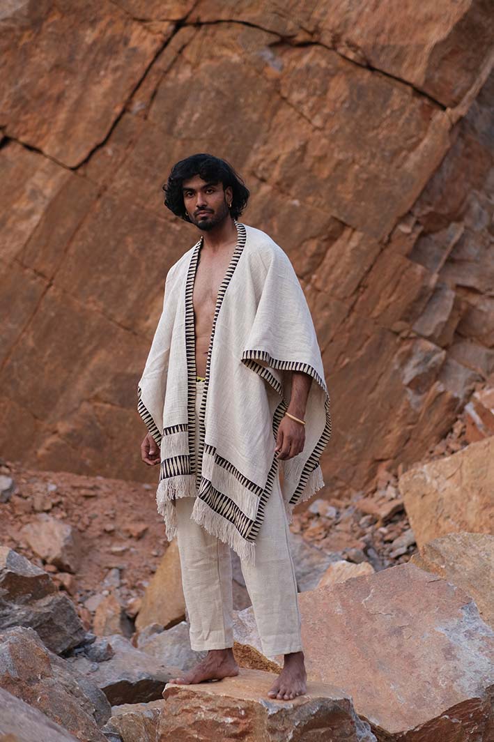 Korubo Open Poncho / Shawl
