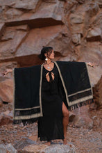 Load image into Gallery viewer, Korubo Open Poncho / Shawl
